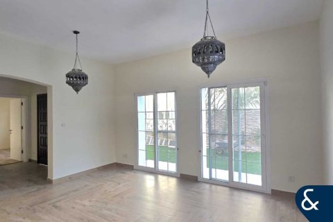 Villa uthyres i Arabian Ranches, Dubai, UAE 3 sovrum, 279 kvm Nr. 666256 - fotografi 2