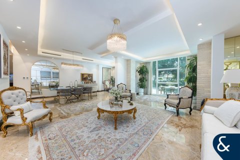 Müüa villa asukohaga Motor City, Dubai, AÜE: 5 magamistoaga, 678 m² Nr 666261 - pilt 8