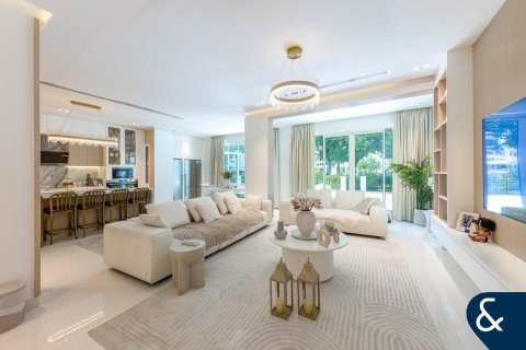 Müüa villa asukohaga Motor City, Dubai, AÜE: 5 magamistoaga, 678 m² Nr 666261 - pilt 9