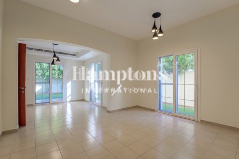 Huvila The Lakes, Dubai, Arabiemiraatit 4 makuuhuonetta, 401.52676600 m2 № 722288 - kuva 5