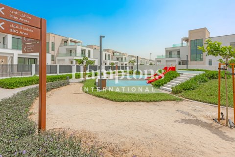 Huvila Arabian Ranches 3, Dubai, Arabiemiraatit 4 makuuhuonetta, 448.72149000 m2 № 722284 - kuva 14