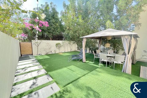 Vila u gradu Reem, Dubai, UAE 3 spavaće sobe, 216 m2 Br. 688517 - Slika 13