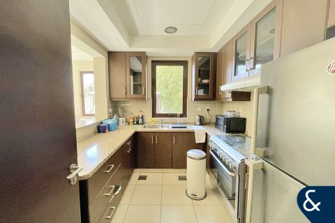 Vila u gradu Reem, Dubai, UAE 3 spavaće sobe, 216 m2 Br. 688517 - Slika 2