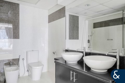 Apartment til leje i DIFC, Dubai, UAE 2 soveværelser, 125 kvm № 688521 - foto 13