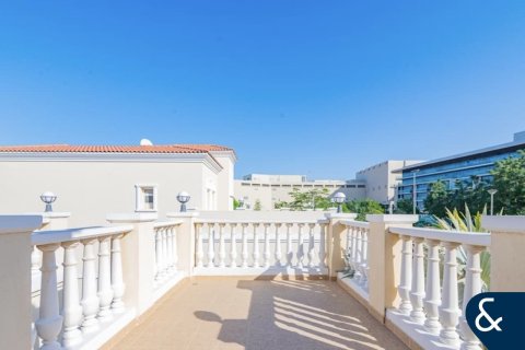 Üürile anda ridamaja asukohaga Jumeirah Village Triangle, Dubai, AÜE: 2 magamistoaga, 283 m² Nr 688519 - pilt 15