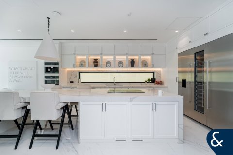 Villa itt: Jumeirah Golf Estates, Dubai, EAE, 5 hálószoba, 764 m², azonosító: 688518 - fénykép 5