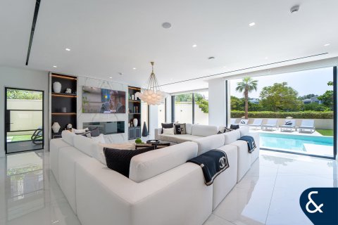 Villa itt: Jumeirah Golf Estates, Dubai, EAE, 5 hálószoba, 764 m², azonosító: 688518 - fénykép 2