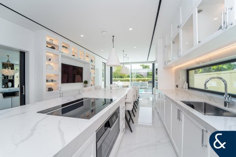 Villa itt: Jumeirah Golf Estates, Dubai, EAE, 5 hálószoba, 764 m², azonosító: 688518 - fénykép 7