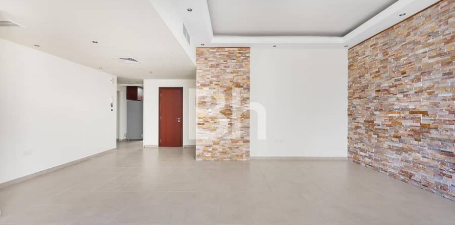 Квартира в Джумейра Бич Резиденс, Дубай, ОАЭ 2 спальни, 121м2 № 643173