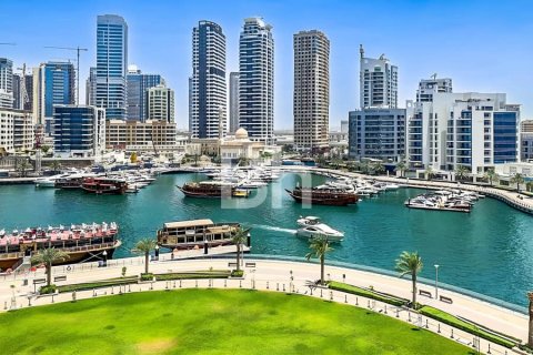 Appartamento in vendita a Dubai Marina, Dubai, EAU 2 camere da letto, 209 mq. № 643171 - foto 1