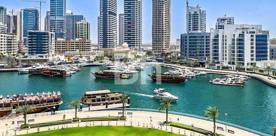 Appartamento a Dubai Marina, Dubai, EAU 2 camere da letto, 209 mq. № 643171