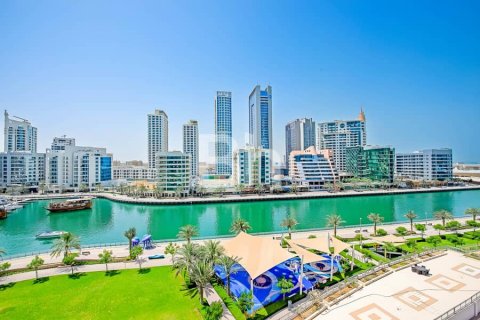 Appartamento in vendita a Dubai Marina, Dubai, EAU 2 camere da letto, 209 mq. № 643171 - foto 2
