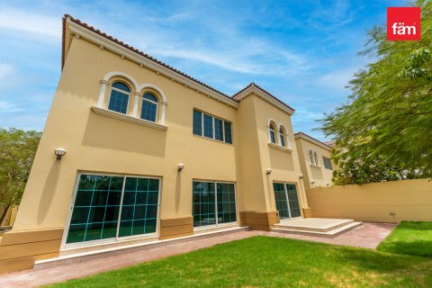Vilă în Jumeirah Park, Dubai, EAU 4 dormitoare, 525.2 mp.  №721115
