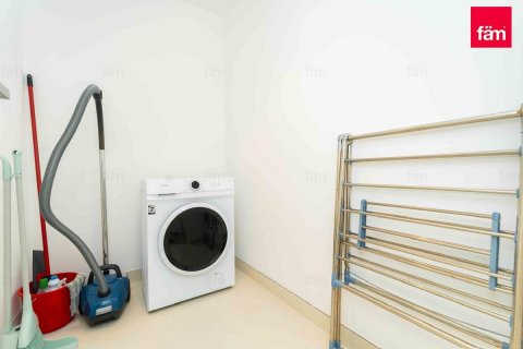 Пәтер Дубай, БАӘ-да 1 жатын бөлме, 72.6 м² № 668947 - фото 12