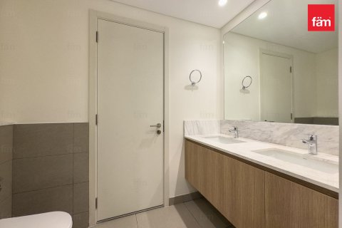 Vila u Dubai, UAE 5 spavaćih soba, 372.4 m2 Br. 668946 - fotografija 15