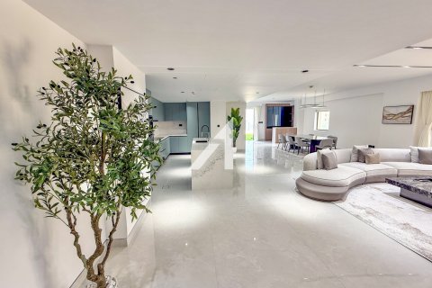 Penthouse til leje i Jumeirah Beach Residence, Dubai, UAE 4 soveværelser, 582 kvm № 696564 - foto 2