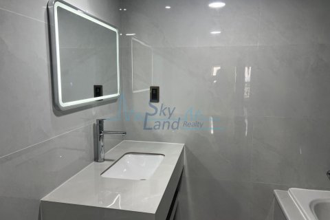 Apartemen di Palm Jumeirah, Dubai, UEA 2 kamar tidur, 176 m2 nomor 696562 - foto 9