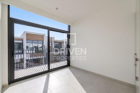 Townhouse in Arabian Ranches 3, Dubai, UAE 4 bedrooms, 170.29 sq.m. № 766998 - photo 10