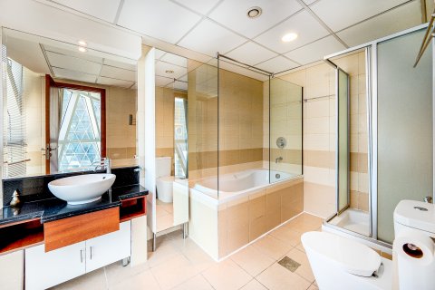 Apartment in DIFC, Dubai, UAE 2 bedrooms, 123.75 sq.m. № 749659 - photo 9