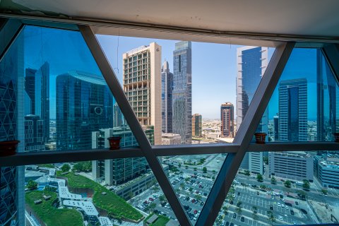 Apartment in DIFC, Dubai, UAE 2 bedrooms, 123.75 sq.m. № 749659 - photo 14