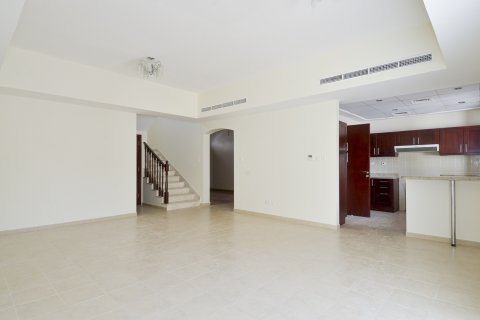 Radhus uthyres i Arabian Ranches, Dubai, UAE 3 sovrum, 255.03 kvm Nr. 749667 - fotografi 2
