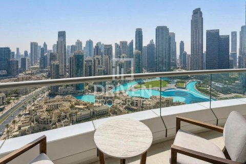 Appartamento in vendita a Downtown Dubai (Downtown Burj Dubai), Dubai, EAU 2 camere da letto, 171.68 mq. № 753993 - foto 16