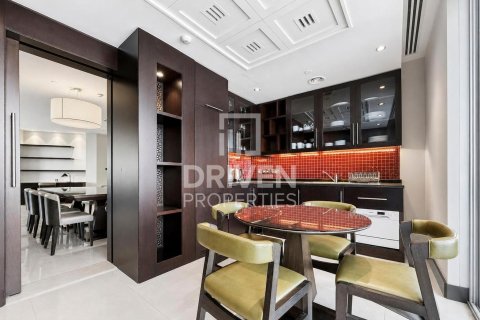 Appartamento in vendita a Downtown Dubai (Downtown Burj Dubai), Dubai, EAU 2 camere da letto, 171.68 mq. № 753993 - foto 5