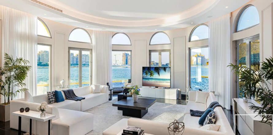 Villa in Palm Jumeirah, Dubai, UAE 5 bedrooms, 650 sq.m. № 635488