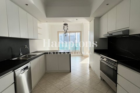 Apartment til leje i Dubai Marina, Dubai, UAE 3 soveværelser, 217.86032209 kvm № 651445 - foto 15