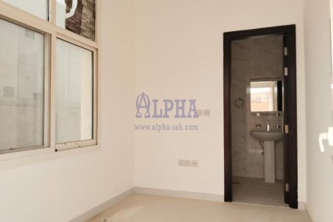 Vilë në Al Riffa, Ras Al Khaimah, Emiratet e Bashkuara Arabe 5 dhoma gjumi, 400.9 m2. № 720591 - Foto 18