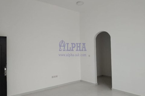 Vilë në Al Riffa, Ras Al Khaimah, Emiratet e Bashkuara Arabe 5 dhoma gjumi, 400.9 m2. № 720591 - Foto 17