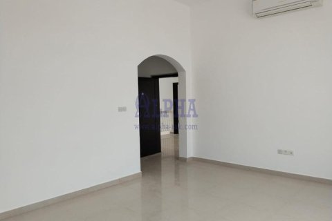 Vilë në Al Riffa, Ras Al Khaimah, Emiratet e Bashkuara Arabe 5 dhoma gjumi, 400.9 m2. № 720592 - Foto 15