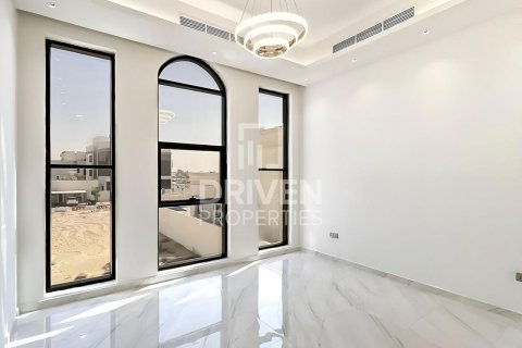 Villa in Mushrif Park, Dubai, UAE 7 bedrooms, 604 sq.m. № 684338 - photo 18