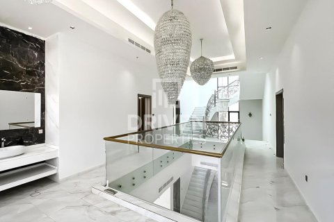 Villa in Mushrif Park, Dubai, UAE 7 bedrooms, 604 sq.m. № 684338 - photo 21