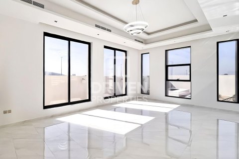 Villa in Mushrif Park, Dubai, UAE 7 bedrooms, 604 sq.m. № 684338 - photo 8