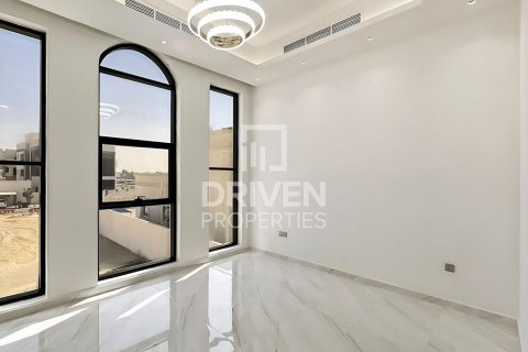 Villa in Mushrif Park, Dubai, UAE 7 bedrooms, 604 sq.m. № 684338 - photo 14