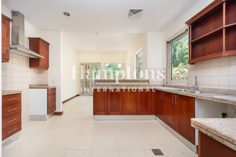 Villa te huur in Arabian Ranches 2, Dubai, VAE 3 slaapkamers, 594.57920000 vr.m., nr 679606 - foto 13