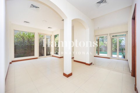 Villa te huur in Arabian Ranches 2, Dubai, VAE 3 slaapkamers, 594.57920000 vr.m., nr 679606 - foto 15