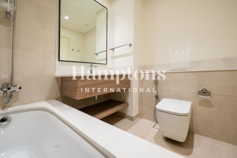 Villa te huur in Jumeirah Village Triangle, Dubai, VAE 3 slaapkamers, 176.90031842 vr.m., nr 679605 - foto 16