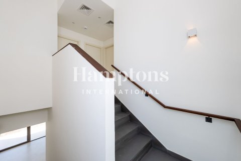 Villa te huur in Jumeirah Village Triangle, Dubai, VAE 3 slaapkamers, 176.90031842 vr.m., nr 679605 - foto 14