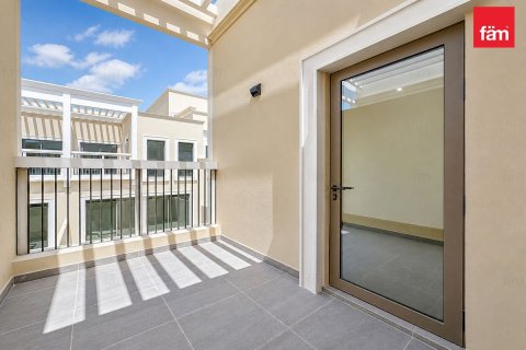 Casa urbana para arrendamento em Dubai, EAU 4 quartos, 144 m2 № 754825 - foto 28