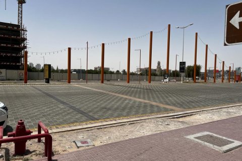 Motor City, Dubai, UAE의 판매용 상업용 부동산 침실 999개, 166제곱미터 번호 648794 - 사진 1
