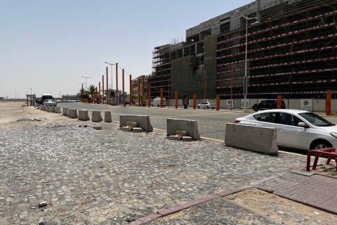 Motor City, Dubai, UAE의 판매용 상업용 부동산 침실 999개, 166제곱미터 번호 648794 - 사진 5