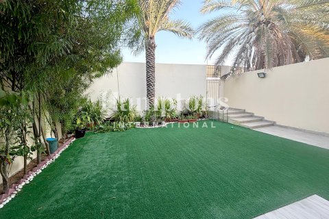 Kaupunkipientalo The Springs, Dubai, Arabiemiraatit 3 makuuhuonetta, 214.34022742 m2 № 651478 - kuva 17