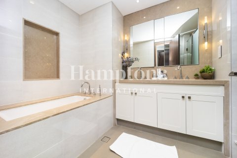 Huoneisto Downtown Dubai (Downtown Burj Dubai), Arabiemiraatit 2 makuuhuonetta, 153.13015684 m2 № 651477 - kuva 14