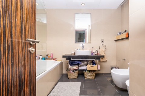 Huoneisto Jumeirah Lake Towers, Dubai, Arabiemiraatit 1 makuuhuone, 74.50820600 m2 № 651479 - kuva 8