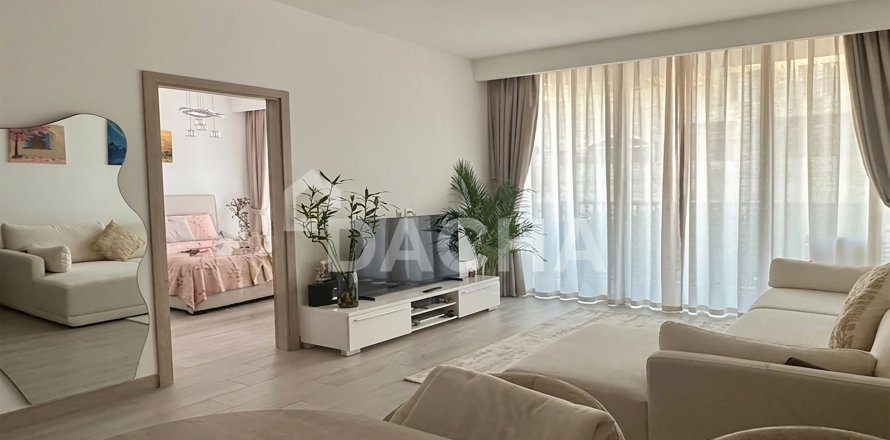Apartmen di Jumeirah Village Circle, Dubai, UAE 1 bilik tidur, 71 meter persegi № 714763