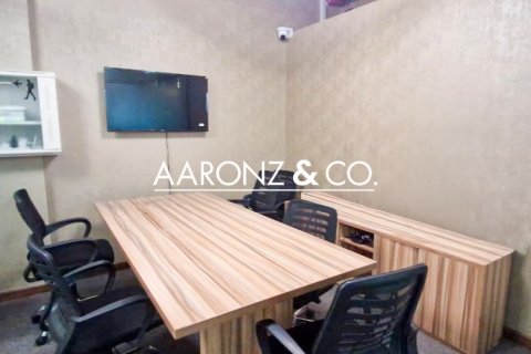 Üürile anda kontor asukohaga Business Bay, Dubai, AÜE: 116 m² Nr 679579 - pilt 3