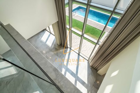 Villa te huur in Mohammed Bin Rashid City, Dubai, VAE 4 slaapkamers, 700 vr.m., nr 679561 - foto 8