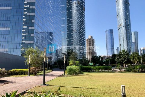 Apartment til salg i Al Reem Island, Abu Dhabi, UAE 2 soveværelser, 138.9 kvm № 700252 - foto 18